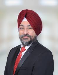 DR RAKENDRA SINGH