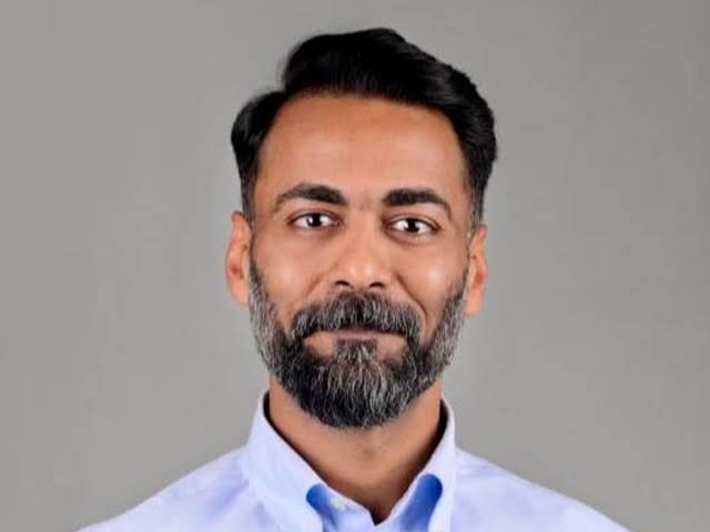 DR. HIMANSHU GUPTA